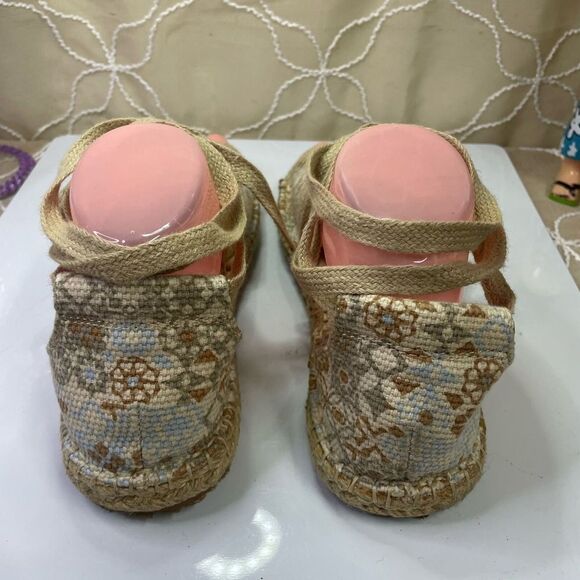 Acorn Slip-on Espadrilles Shoes, Y2K, size 8 w - Picture 2 of 11